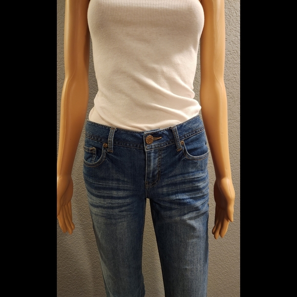 Distressed Wash Flare Jeans - Picture 16 of 16